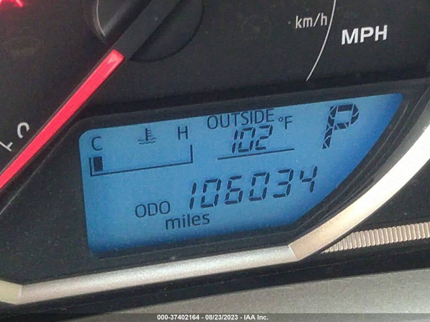 2015 TOYOTA RAV4 LE - JTMZFREV6FD044018
