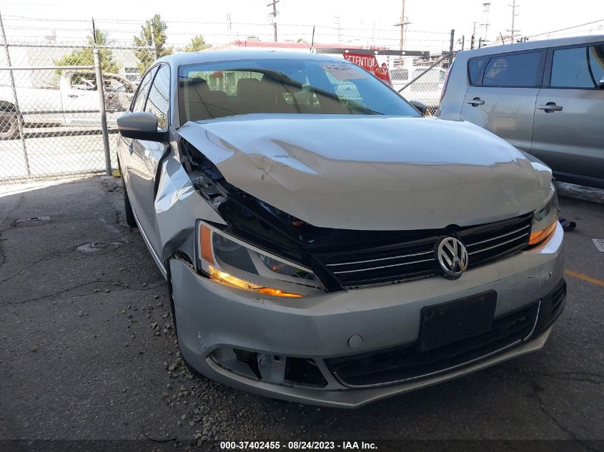 2014 VOLKSWAGEN JETTA SEDAN TDI W/PREMIUM - 3VWLL7AJ9EM436285