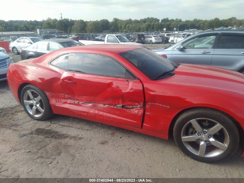 2015 CHEVROLET CAMARO LT - 2G1FD1E36F9207667