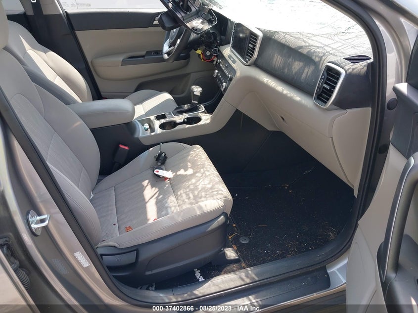 VIN KNDPM3AC5L7788556 2020 KIA SPORTAGE LX