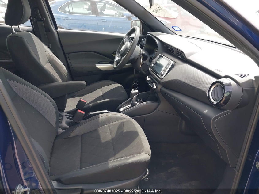VIN 3N1CP5CV8LL538758 2020 NISSAN KICKS SV