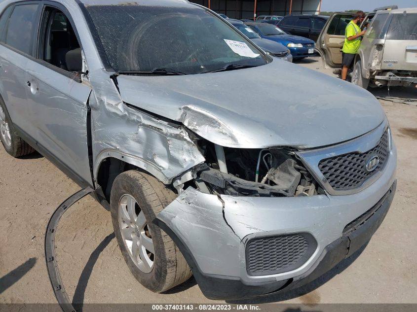 2013 KIA SORENTO LX - 5XYKT4A26DG372952