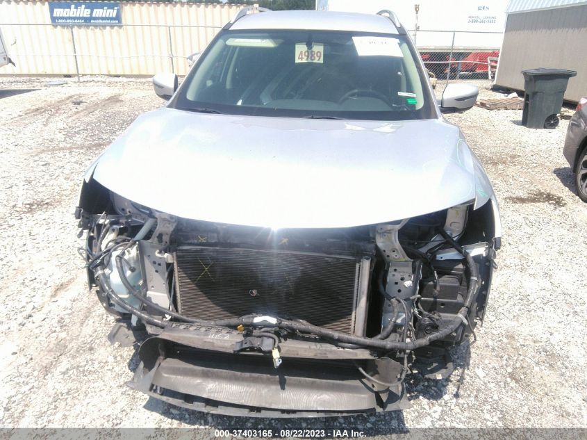 2018 NISSAN ROGUE SV - KNMAT2MT9JP552200