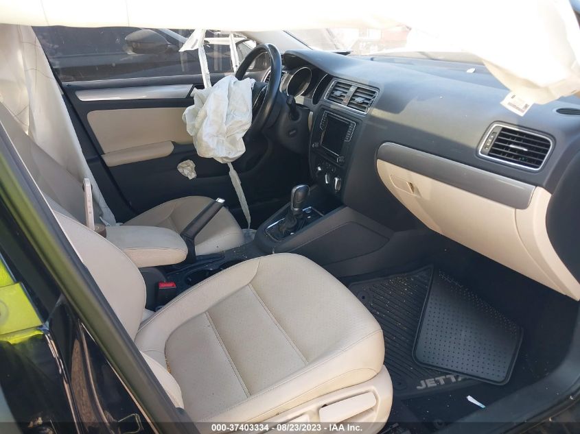 2018 VOLKSWAGEN JETTA 1.4T - 3VWDB7AJ3JM221454