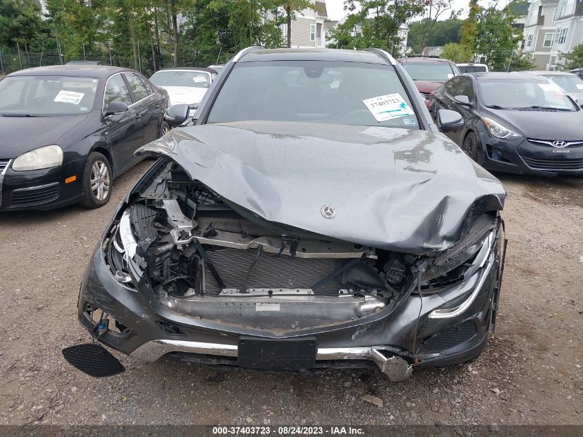 2018 MERCEDES-BENZ GLC GLC 300 - WDC0G4KB4JV084811