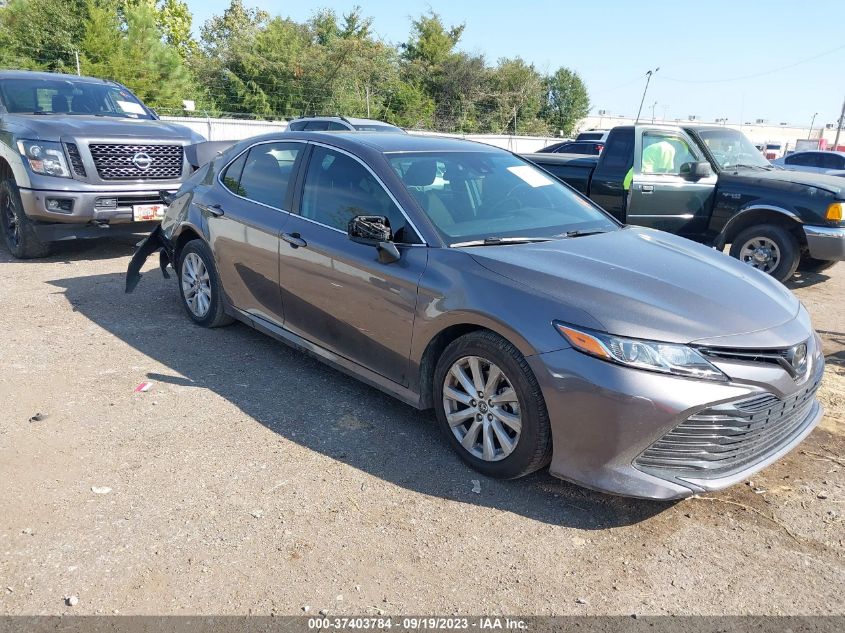 2020 TOYOTA CAMRY LE - 4T1C11AK1LU347703