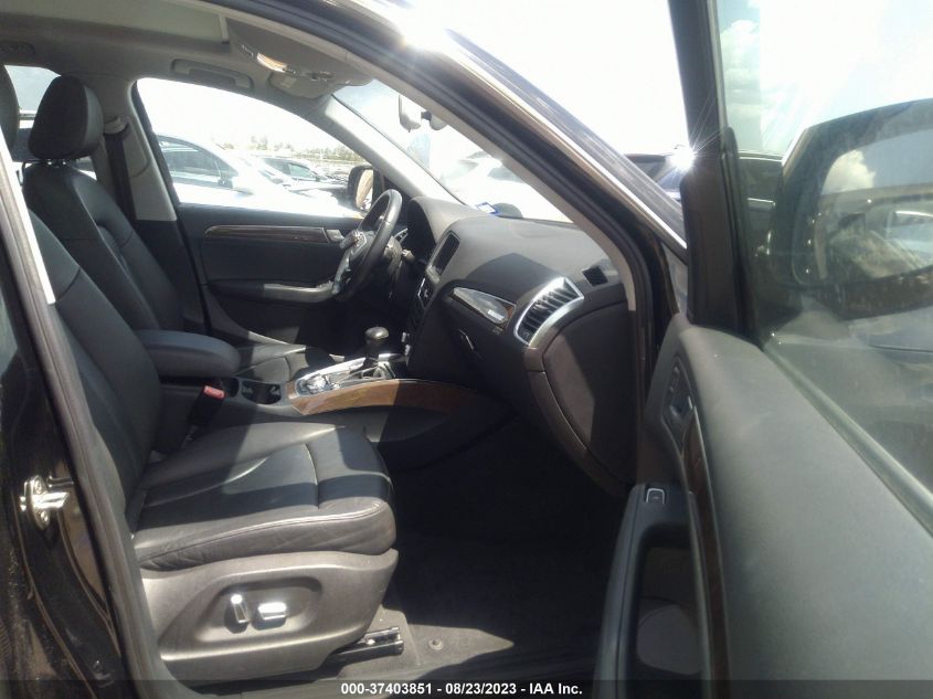 2016 AUDI Q5 PREMIUM - WA1C2AFP5GA008899
