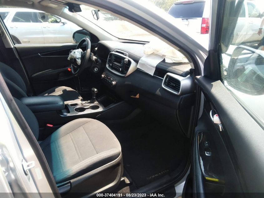 2016 KIA SORENTO L - 5XYPG4A30GG147028