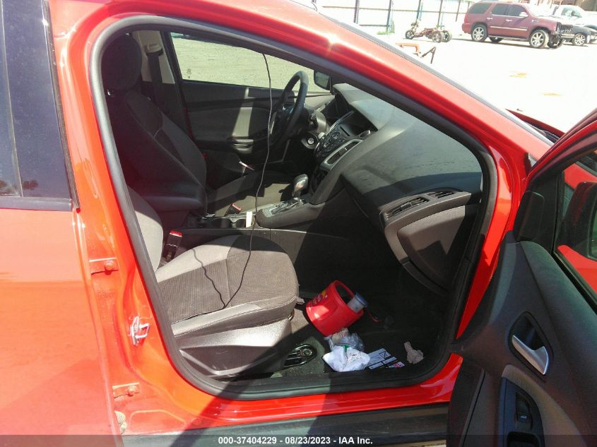 2014 FORD FOCUS SE - 1FADP3K25EL398315