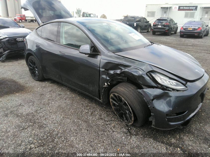 2020 TESLA MODEL Y LONG RANGE - 5YJYGDEE0LF008437