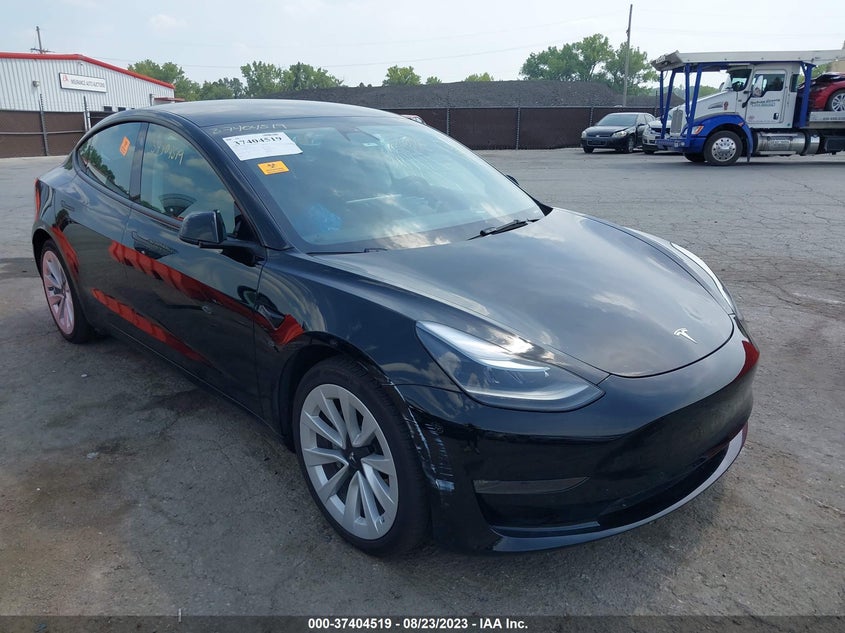 VIN 5YJ3E1EB9NF132388 2022 TESLA MODEL 3 LONG RANGE