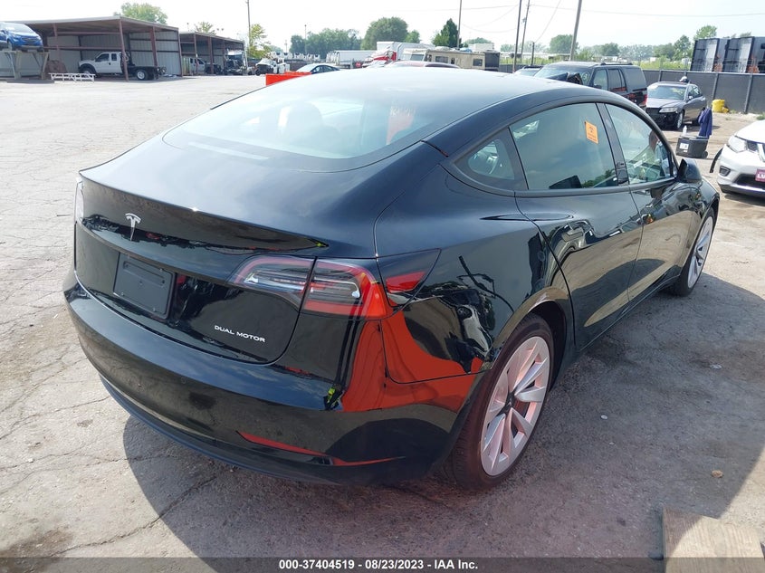 VIN 5YJ3E1EB9NF132388 2022 TESLA MODEL 3 LONG RANGE