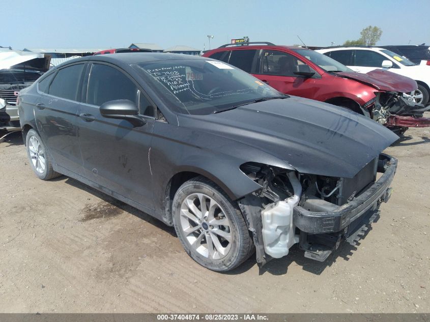 3FA6P0HD0LR260938 Ford Fusion SE