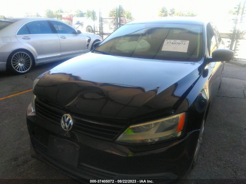 2014 VOLKSWAGEN JETTA SEDAN S - 3VW2K7AJ1EM391518