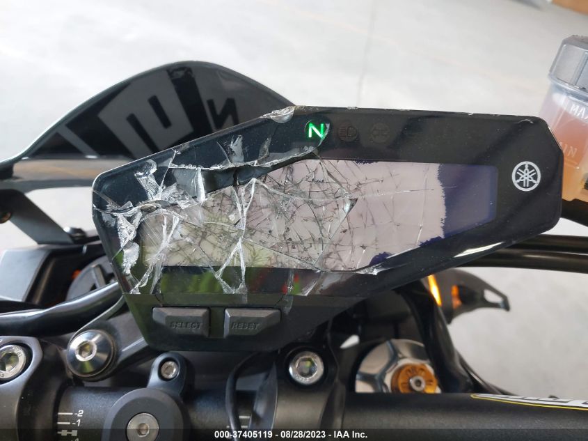 2016 YAMAHA FZ09 JYARN33E0GA008634