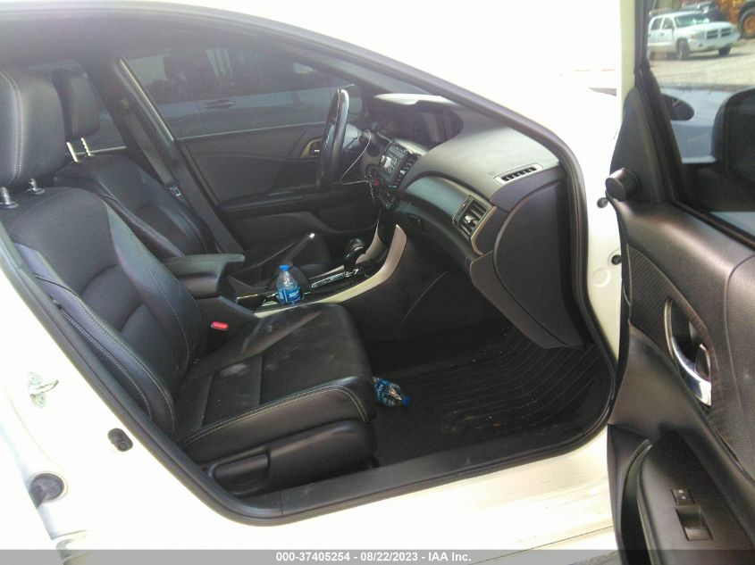 2017 HONDA ACCORD SEDAN SPORT - 1HGCR2F51HA285462