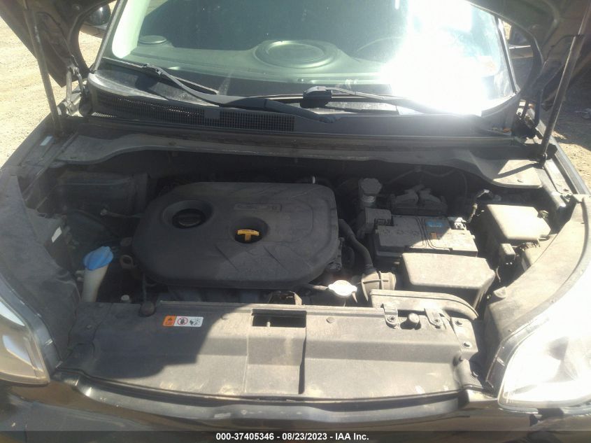 2018 KIA SOUL + - KNDJP3A5XJ7537057