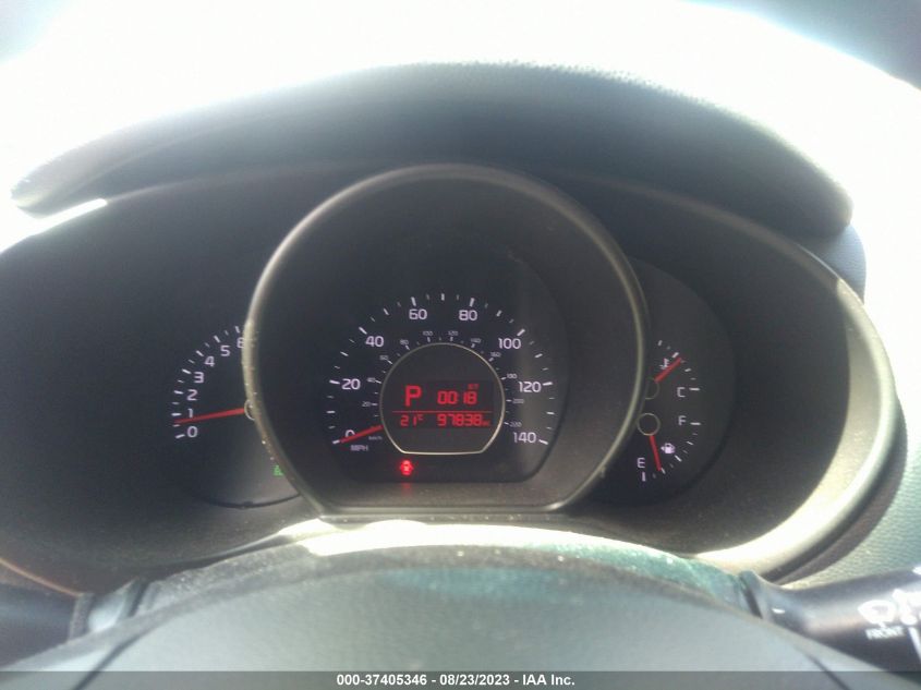 2018 KIA SOUL + - KNDJP3A5XJ7537057