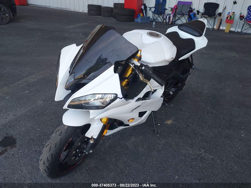 2015 YAMAHA YZFR6 JYARJ16E8FA033890
