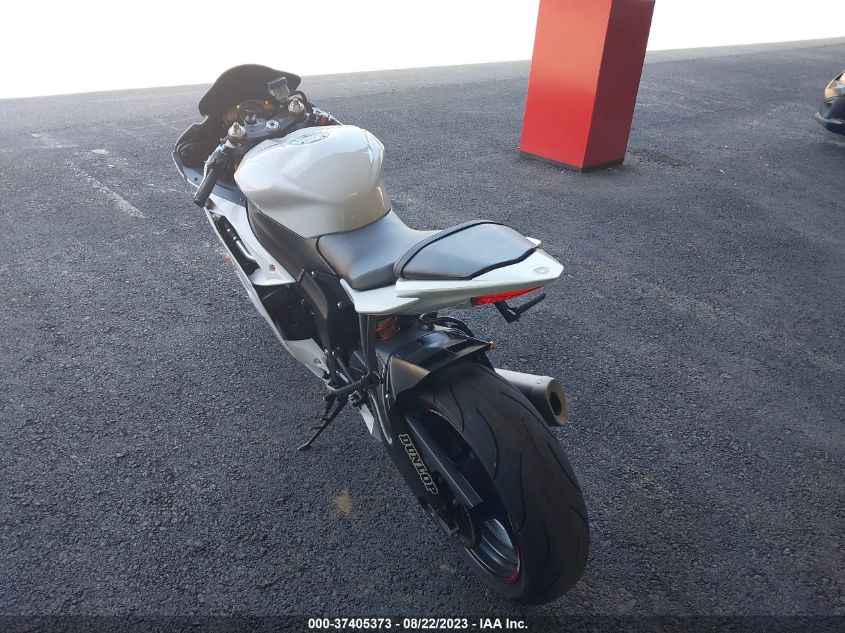 2015 YAMAHA YZFR6 JYARJ16E8FA033890