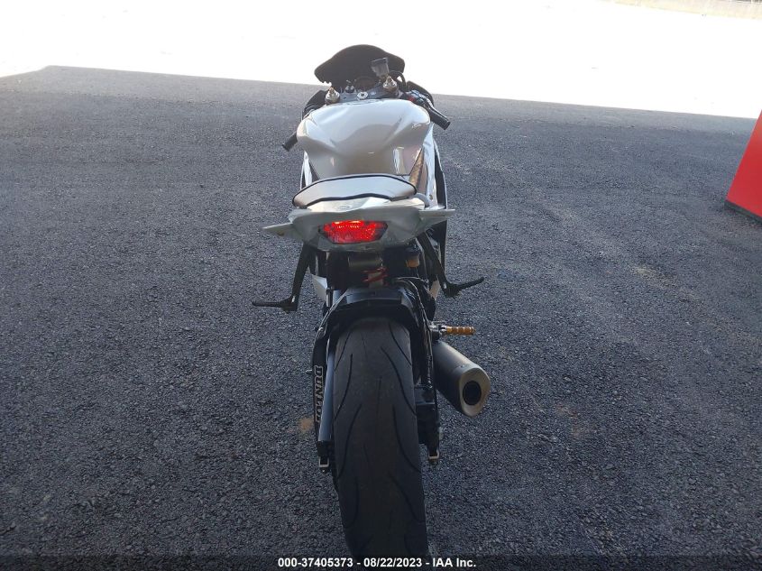 2015 YAMAHA YZFR6 JYARJ16E8FA033890