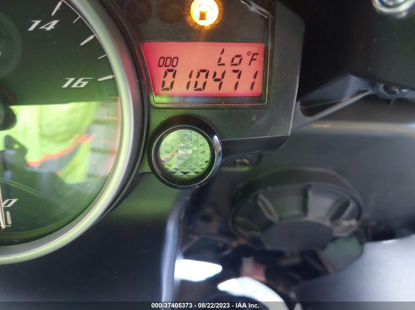 2015 YAMAHA YZFR6 JYARJ16E8FA033890