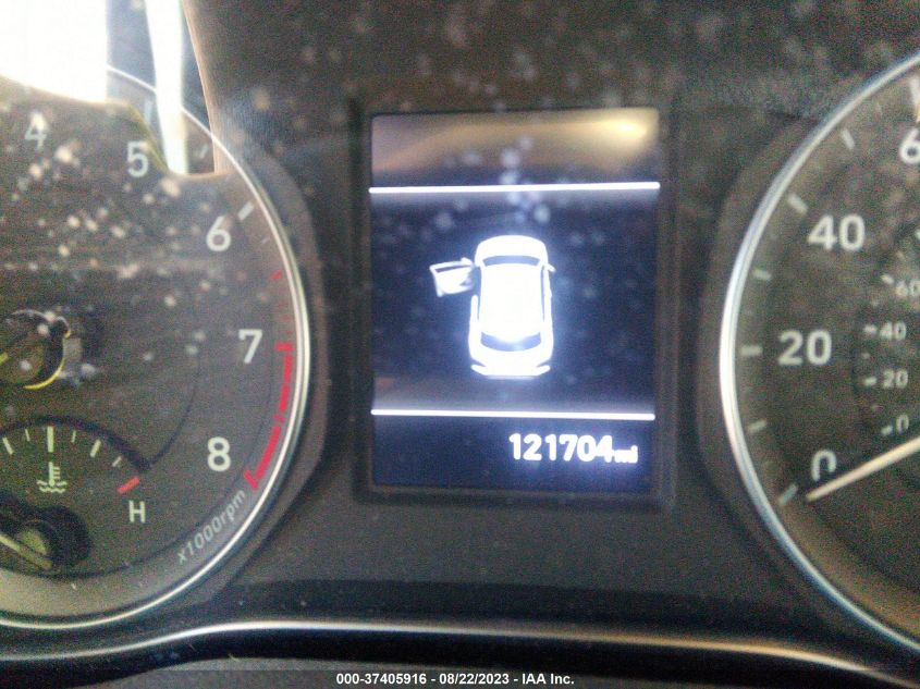 2019 HYUNDAI KONA SE - KM8K12AA6KU226527