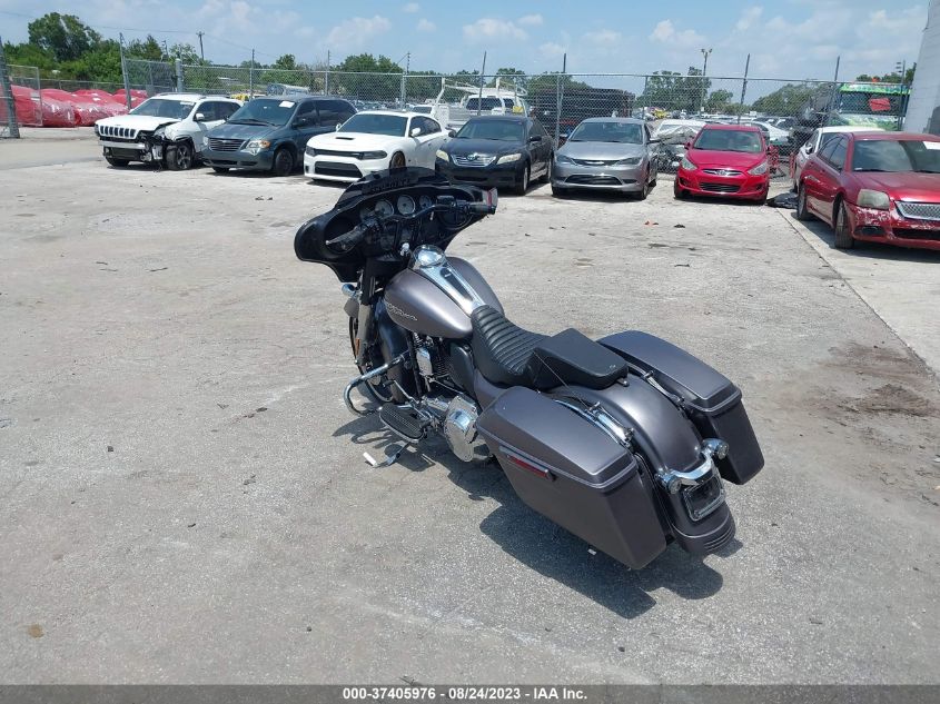 2015 HARLEY-DAVIDSON FLHX STREET GLIDE - 1HD1KBM17FB682674