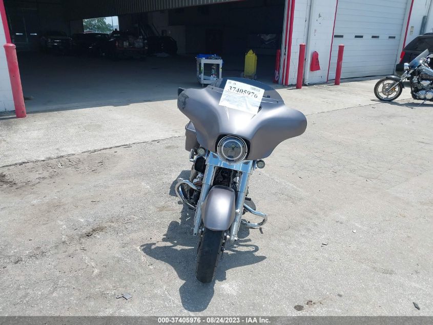 2015 HARLEY-DAVIDSON FLHX STREET GLIDE - 1HD1KBM17FB682674