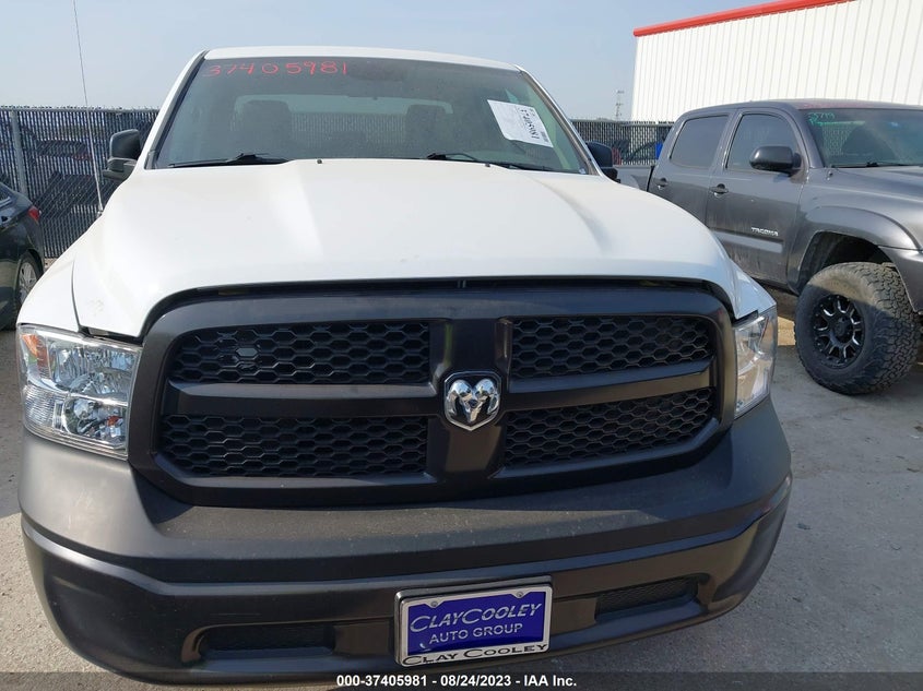 VIN 1C6RR6FG5KS677404 2019 RAM 1500 CLASSIC TRADESMAN