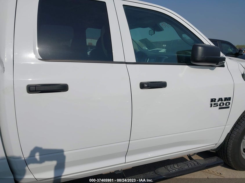VIN 1C6RR6FG5KS677404 2019 RAM 1500 CLASSIC TRADESMAN