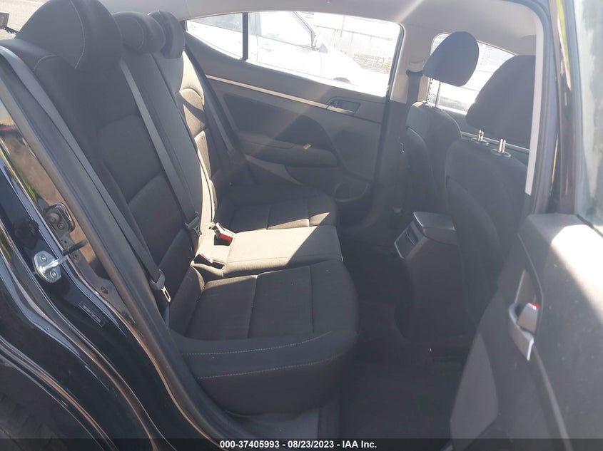 VIN 5NPD84LF7JH232598 2018 HYUNDAI ELANTRA SEL