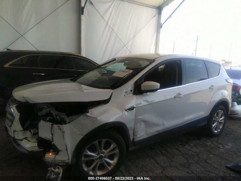 2017 FORD ESCAPE SE - 1FMCU0GD7HUC04420