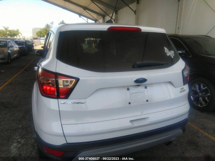 2017 FORD ESCAPE SE - 1FMCU0GD7HUC04420