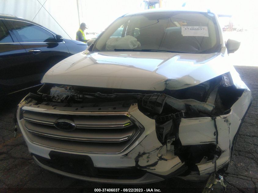 2017 FORD ESCAPE SE - 1FMCU0GD7HUC04420