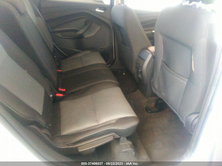 2017 FORD ESCAPE SE - 1FMCU0GD7HUC04420