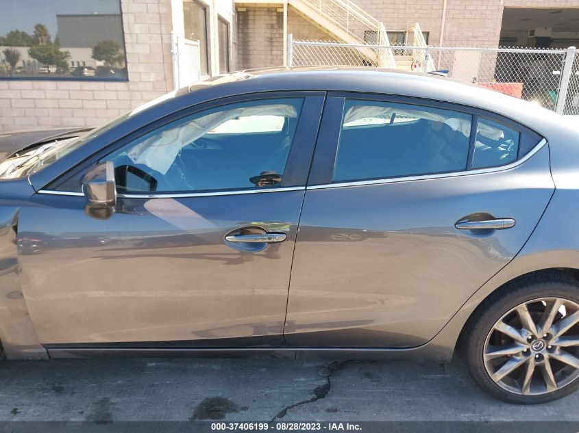 2018 MAZDA MAZDA3 4-DOOR TOURING - 3MZBN1V38JM176941