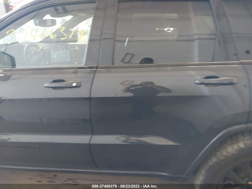 2017 JEEP GRAND CHEROKEE ALTITUDE - 1C4RJFAG5HC851322