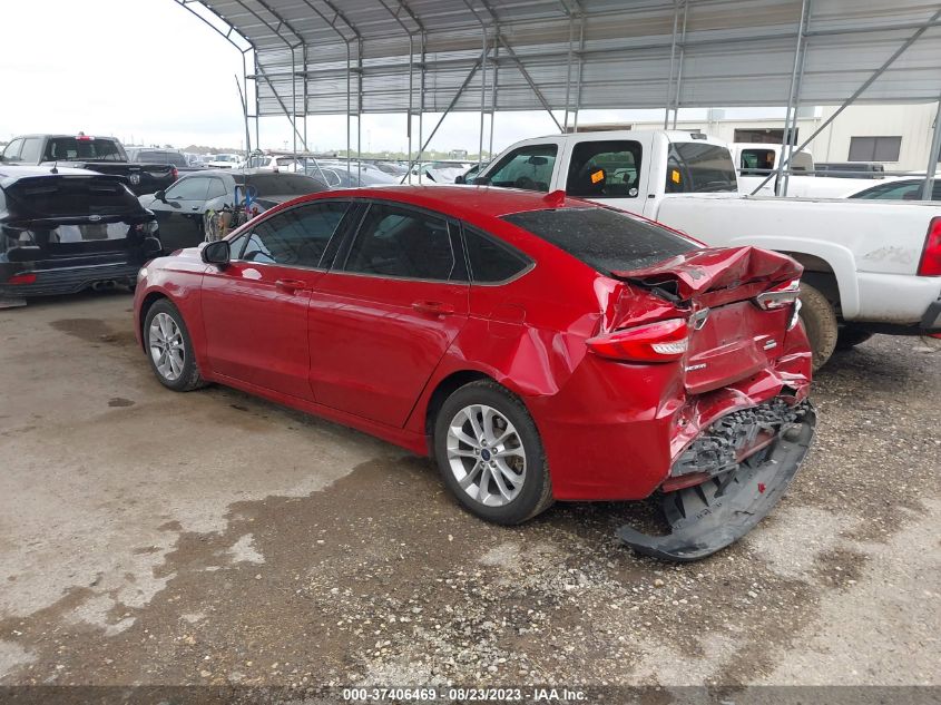 3FA6P0HD4LR132847 Ford Fusion SE 3