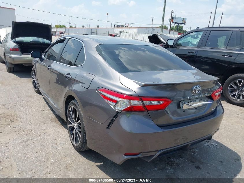 2018 TOYOTA CAMRY LE/SE/XLE/L - 4T1B11HK0JU566571