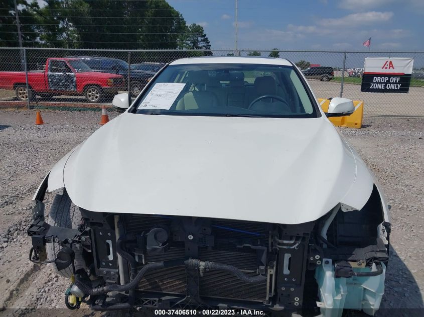2018 INFINITI Q50 3.0T LUXE - JN1EV7AP0JM350267