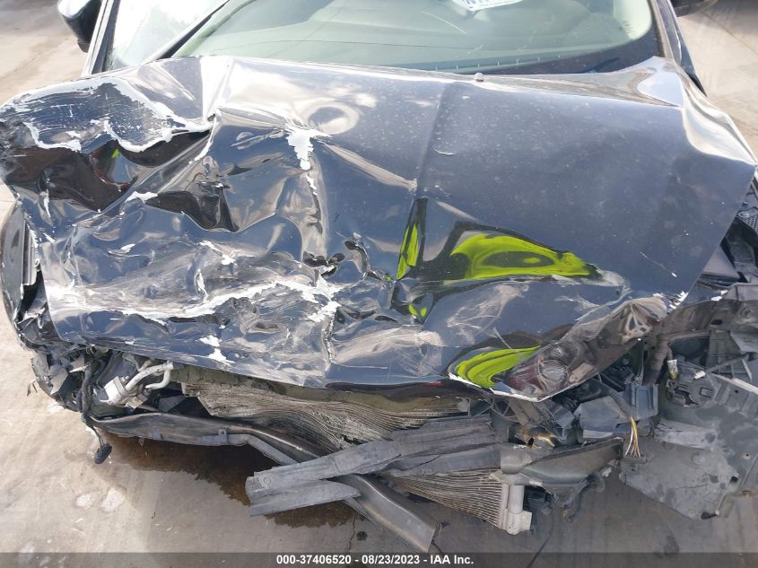 2015 FORD FOCUS SE - 1FADP3F20FL219139