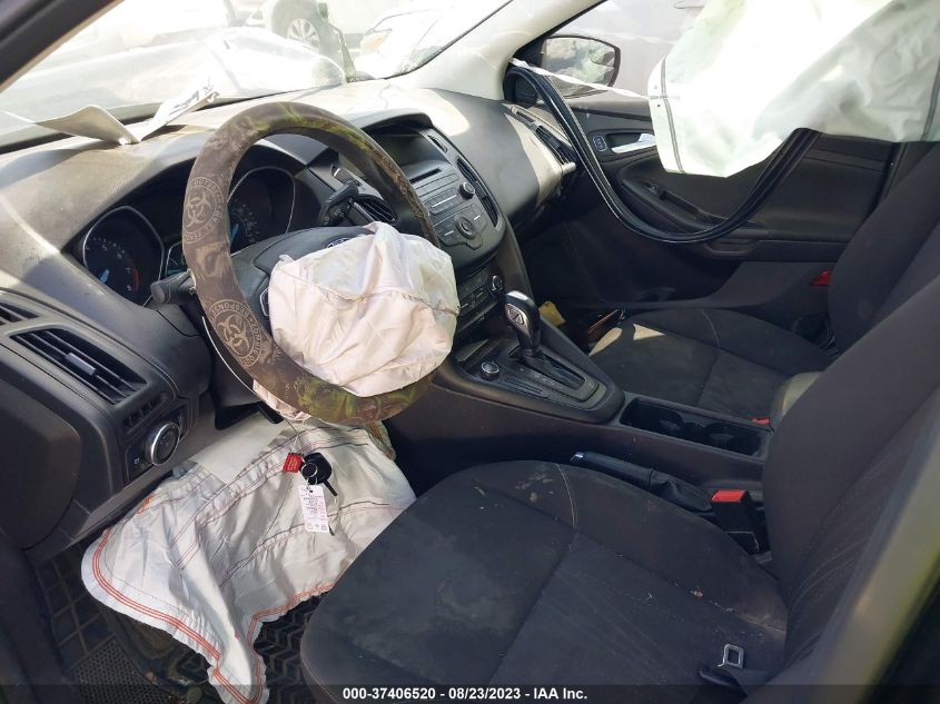 2015 FORD FOCUS SE - 1FADP3F20FL219139