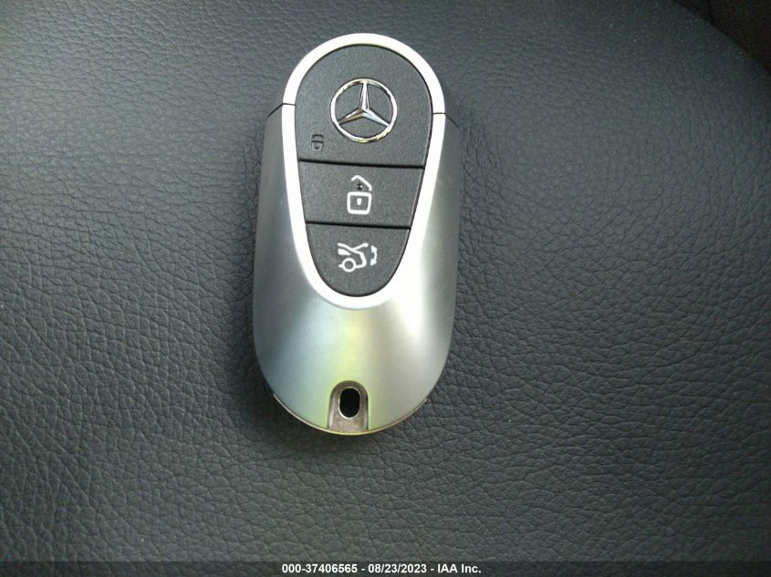 2023 MERCEDES-BENZ GLC GLC 300 - W1NKM4HB9PF031824