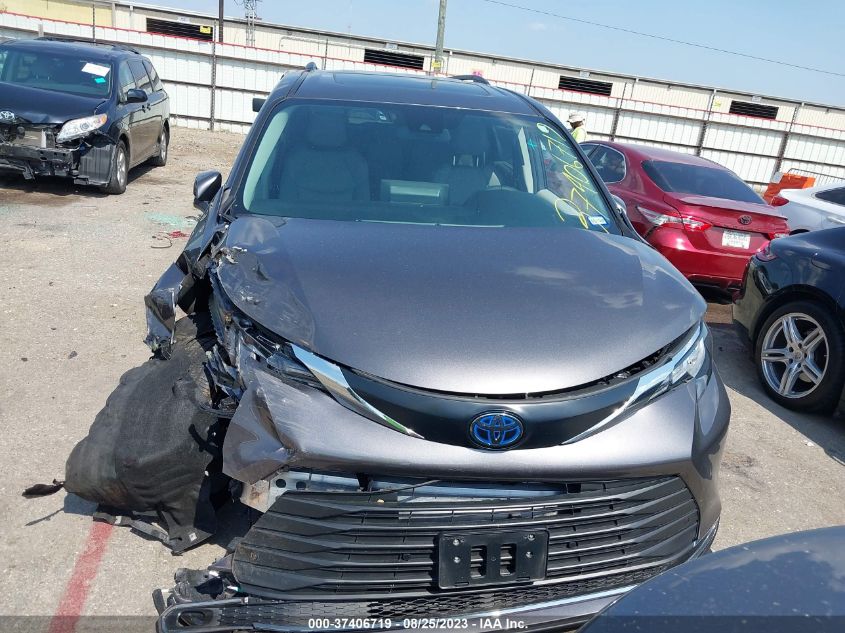VIN 5TDYRKEC2NS136352 2022 TOYOTA SIENNA XLE