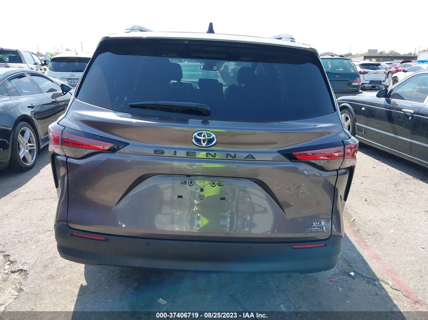 VIN 5TDYRKEC2NS136352 2022 TOYOTA SIENNA XLE