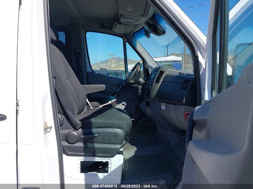 2014 MERCEDES-BENZ SPRINTER PASSENGER VANS WDZPE7DC1E5940816