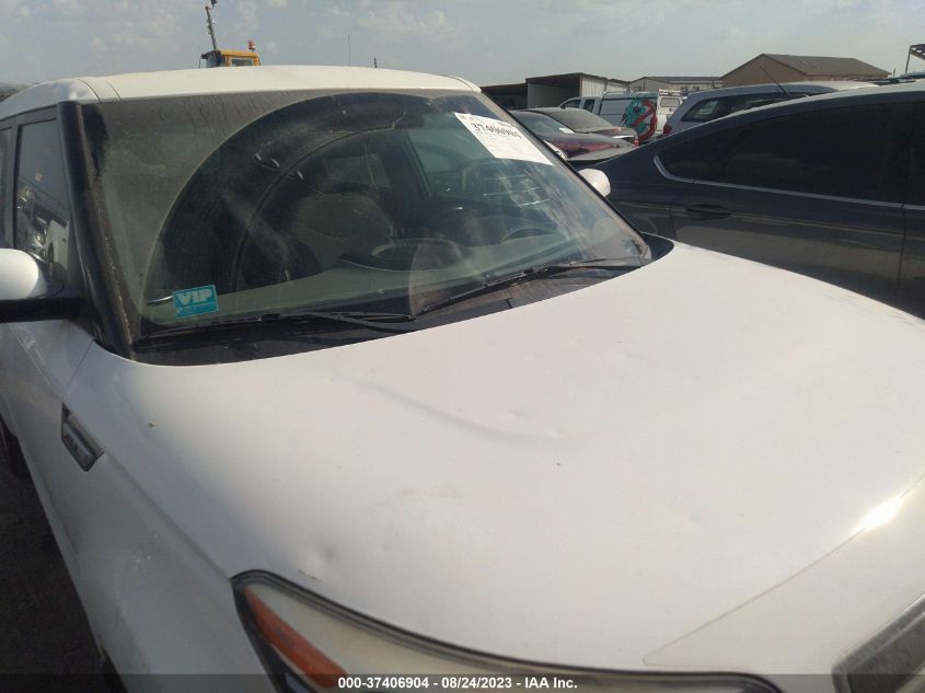 2015 KIA SOUL + - KNDJP3A5XF7189509