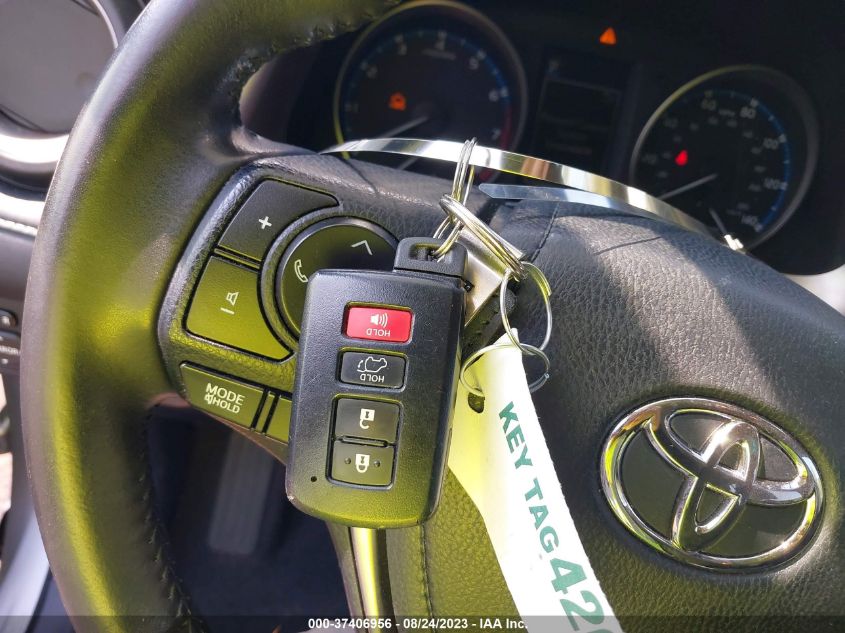 2018 TOYOTA RAV4 XLE/ADVENTURE - JTMWFREV9JJ187736