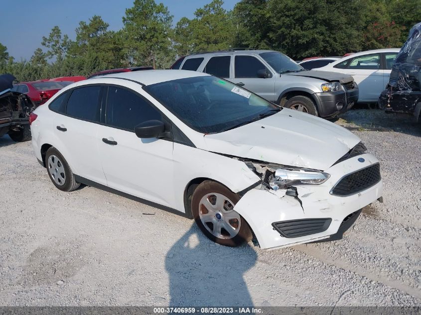 2017 FORD FOCUS S - 1FADP3E22HL337181